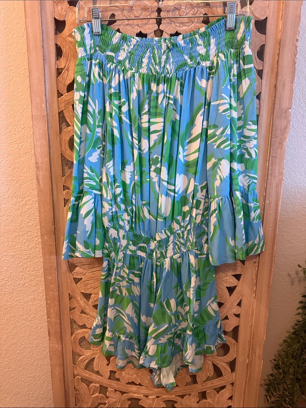 La Mer Luxe M Tropical Off Shoulder Romper Blue Green Smocked Shorts